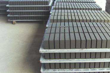 <a href=http://www.ssdsw.com/ target=_blank class=infotextkey>免燒磚托板</a>