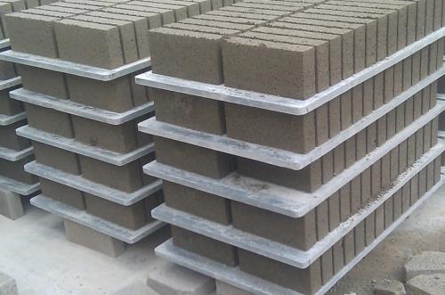 <a href=http://www.ssdsw.com/zjtb/ target=_blank class=infotextkey>PVC磚機托板</a>廠家